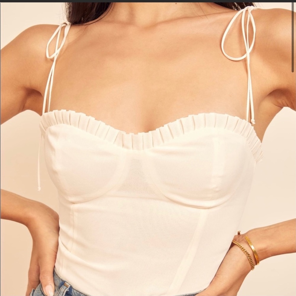 Reformation Novena Top in Ivory Size 6 - fits like size 4